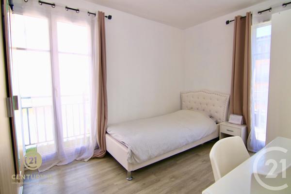 Appartement F5 à vendre  5 pièces - 88,20 m2 CHESSY - 77