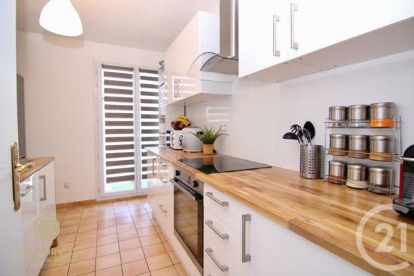 Appartement F5 à vendre  5 pièces - 88,20 m2 CHESSY - 77