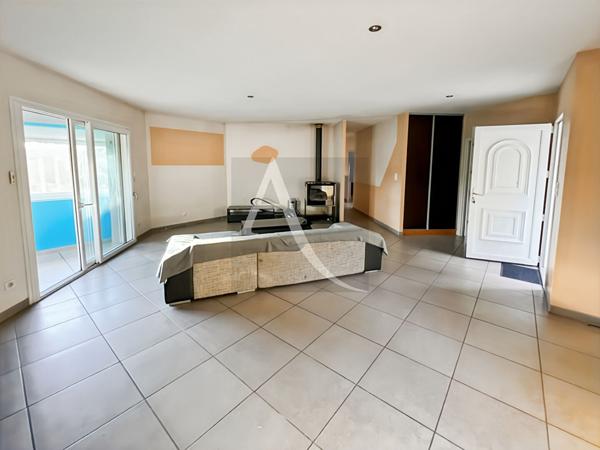 Maison récente avec grand terrain ? À 5 min des commerces, cadre campagne idéal !