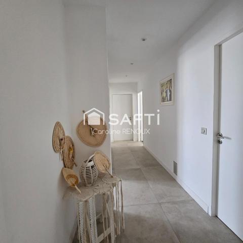 Mérindol Villa de 160 m² sur 3300 m² de terrain , garage, cave, piscine