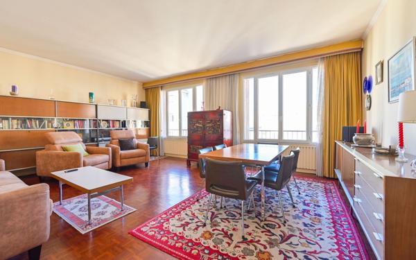 Appartement à vendre    4 pièces • 90,81 m2 Paris 19