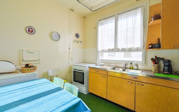 Appartement à vendre    4 pièces • 90,81 m2 Paris 19