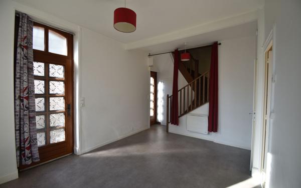 Maison à vendre    3 pièces •  Cosne-Cours-sur-Loire