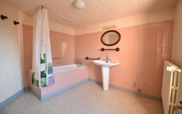 Maison à vendre    3 pièces •  Cosne-Cours-sur-Loire