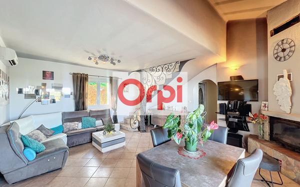 Maison à vendre    5 pièces •  Zonza