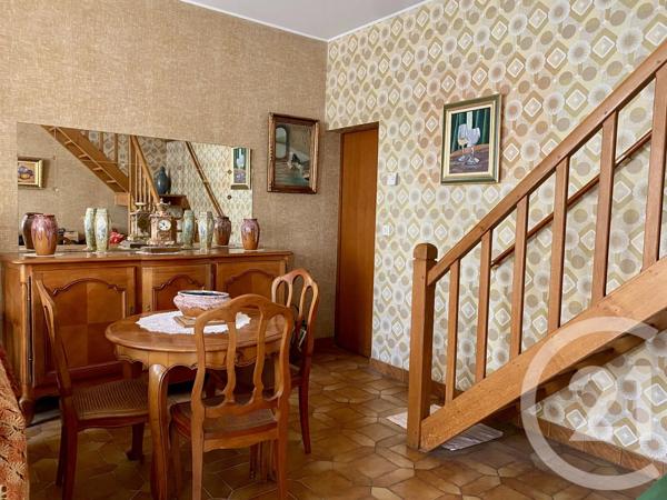 Maison à vendre  4 pièces - 107 m 2   ST AMAND EN PUISAYE  - 58