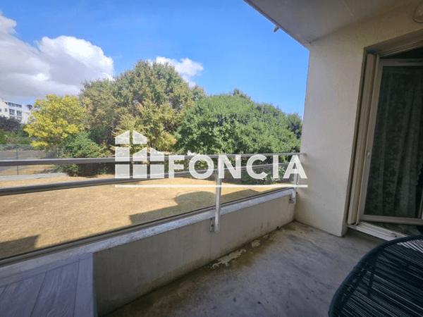 Location Appartement meublé 2 pièces 35.72 m² - 70 RUE LUCILE La Rochelle 17000