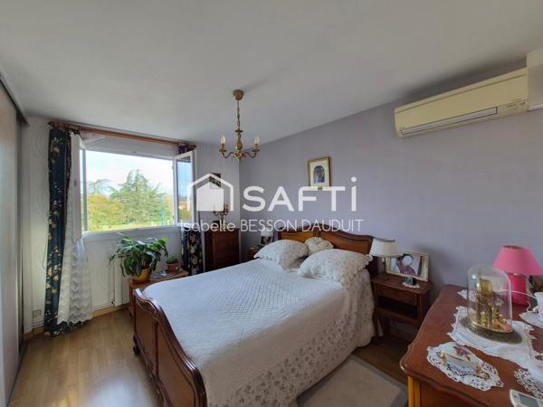 PAVILLON 200M² UTILES AVEC PISCINE ET VERANDA SUR 1021M² DE TERRAIN