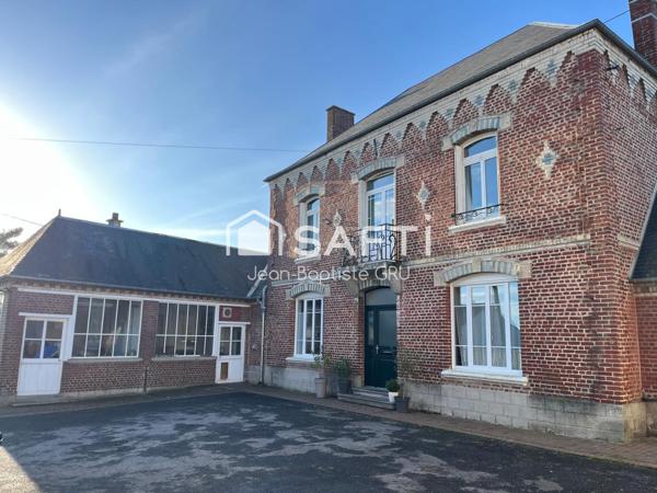 Maison de caractère sans travaux, 4 chambres, dépendances.