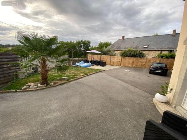 Maison rurale à vendre à Andouillé en Mayenne (53240), ref : 53047/136