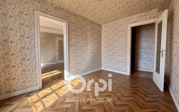 Maison à vendre    5 pièces • 146,18 m2 Mirefleurs