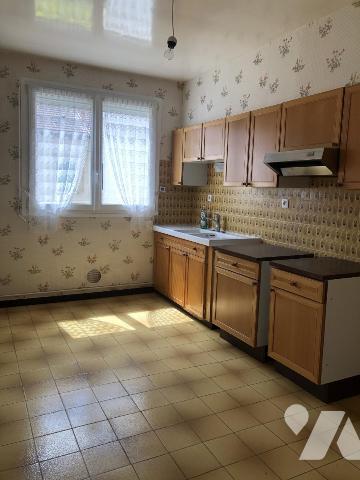 CHALONS EN CHAMPAGNE (51000) Maison d'environ 130m² sur une parcelle de 496m²