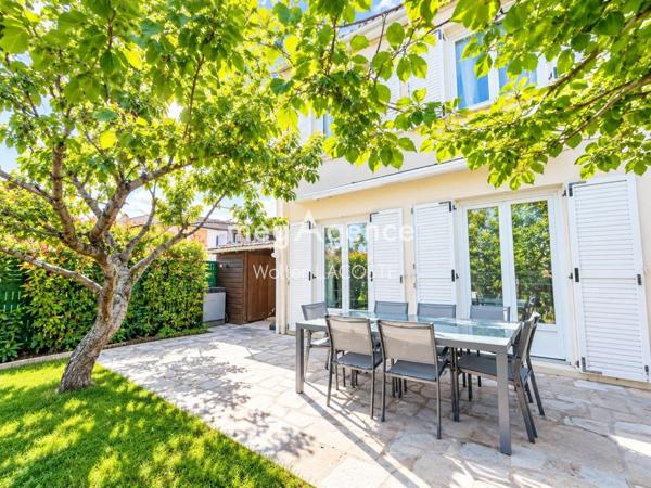 Maison à MAGNY-LES-HAMEAUX, 78114 - 5 pièces 101m²