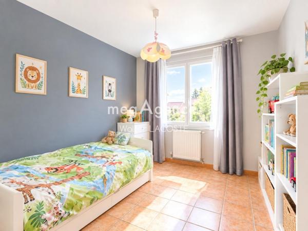 Maison à MAGNY-LES-HAMEAUX, 78114 - 5 pièces 101m²
