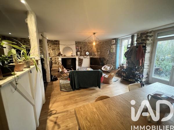 Location appartement 1 pièce 31 m² La Vicomté-sur-Rance
