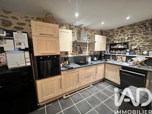 Location appartement 1 pièce 31 m² La Vicomté-sur-Rance