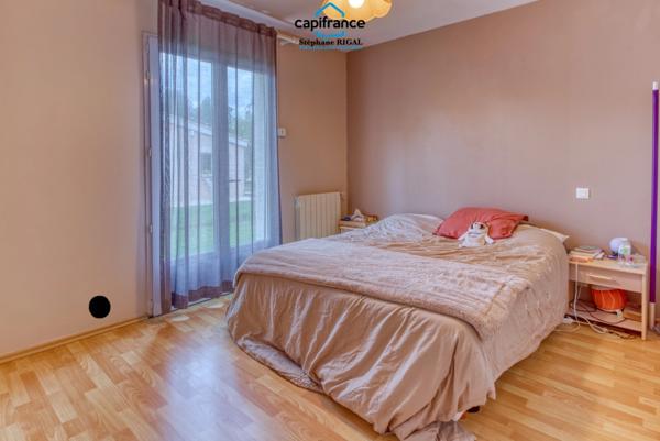 Maison à vendre 5 pièces VILLENEUVE SUR LOT (47) Maison plain-pied de 104 m2 sur terrain de 571m2 clos