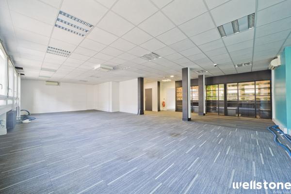 Bureaux à louer à PARIS 75008