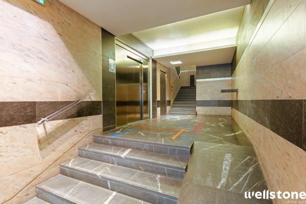 Bureaux à louer à PARIS 75008