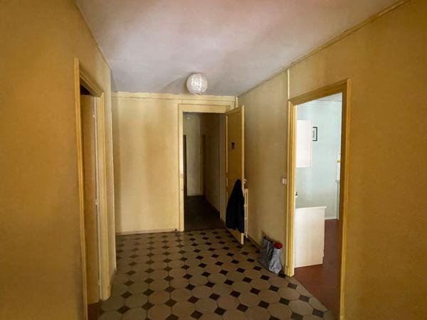 Béziers Hypercentre - Bureaux 157 m² en immeuble Haussmannien - Disponibilité immédiate - Allées Paul Riquet
