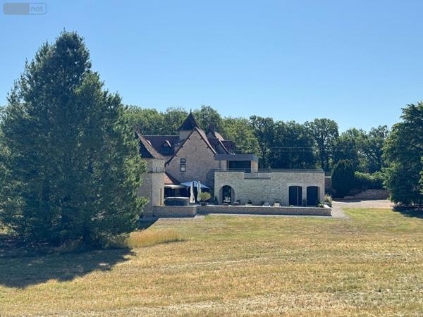 Maison à vendre à Villeneuve dans l'Aveyron (12260), ref : MAIS90