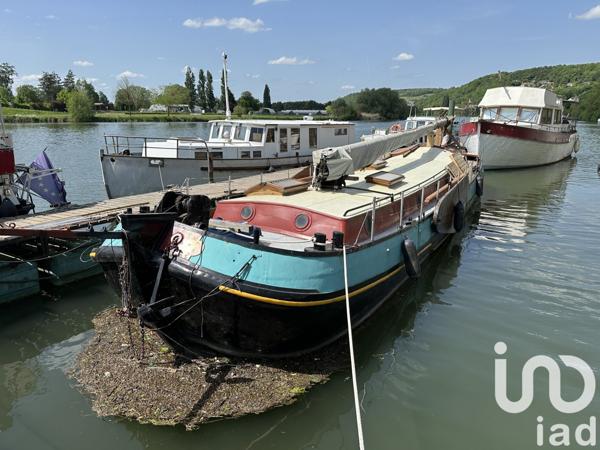 Péniche 4 pièces de 30 m² à Limay (78520)