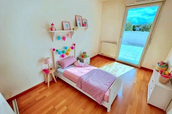 A LOUER - NANTES BOTTIERE-CHENAIE -T3 RECENT de 55.65 m² avec TERRASSE et PARKING