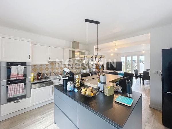 Coup de coeur à Blois ! Maison rénovée sur 3 niveaux ? à 2 pas du centre et de la gare