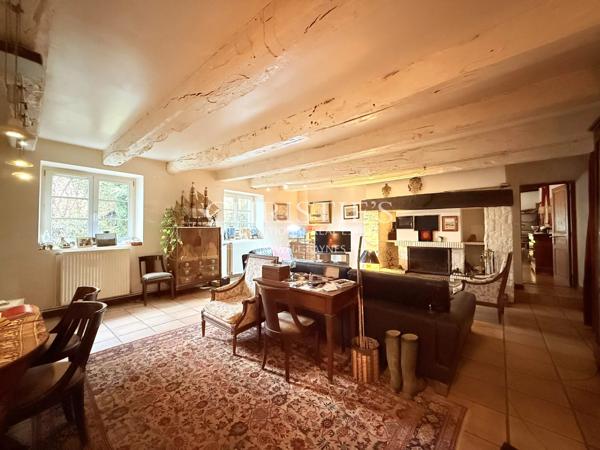 Domaine privé de 21,4 ha avec golf 9 trous, lacs & potentiel résidentiel