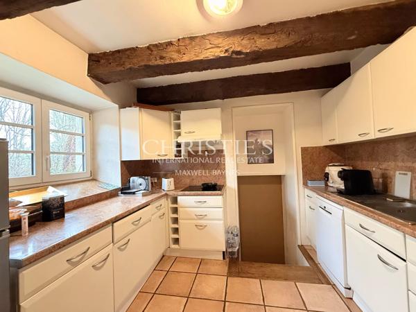 Domaine privé de 21,4 ha avec golf 9 trous, lacs & potentiel résidentiel