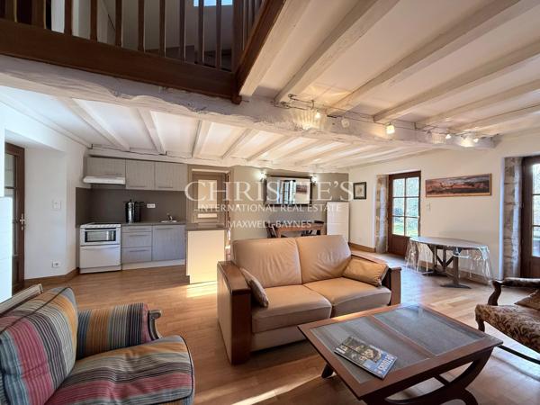 Domaine privé de 21,4 ha avec golf 9 trous, lacs & potentiel résidentiel