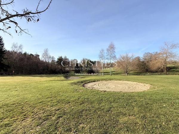 Domaine privé de 21,4 ha avec golf 9 trous, lacs & potentiel résidentiel