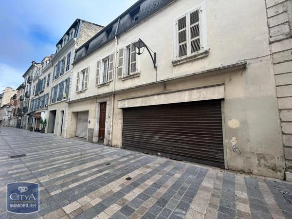Immeuble à vendre 247m²