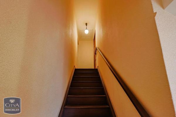 Immeuble à vendre 247m²