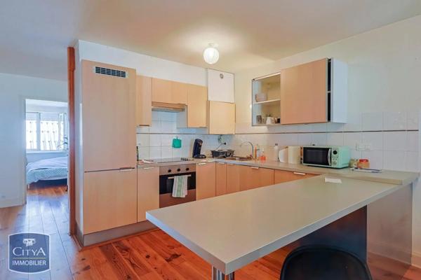 Immeuble à vendre 247m²