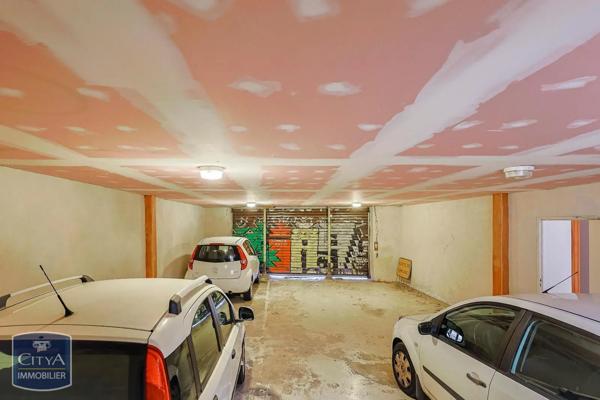 Immeuble à vendre 247m²