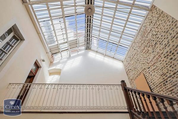 Immeuble à vendre 247m²