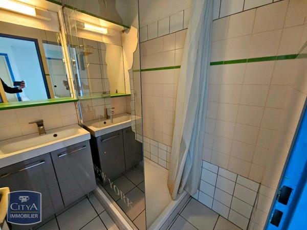 Appartement à louer 1 pièce 25.01m²