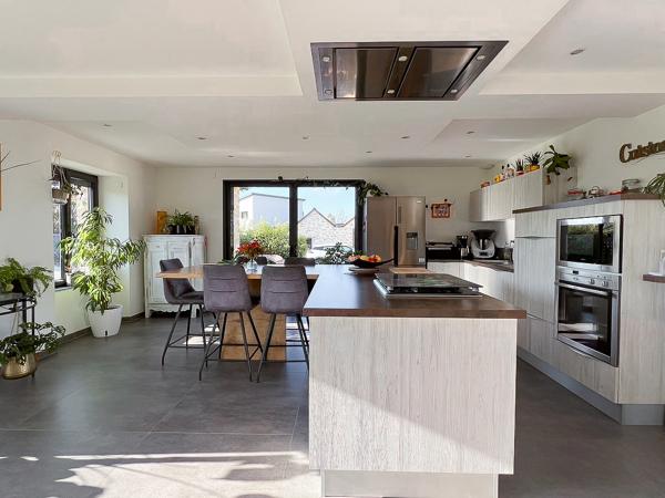 À vendre, Belle longère familiale à Feneu, à 15 minutes d'Angers