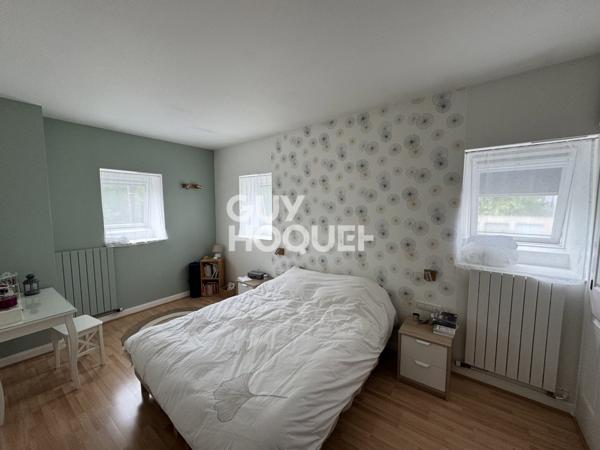 PROCHE CENTRE VILLE - MAISON D'ENVIRON 169M² AVEC GARAGE