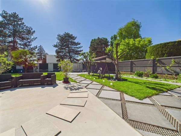 Maison 9 pièces - 255 m² Bien prestige