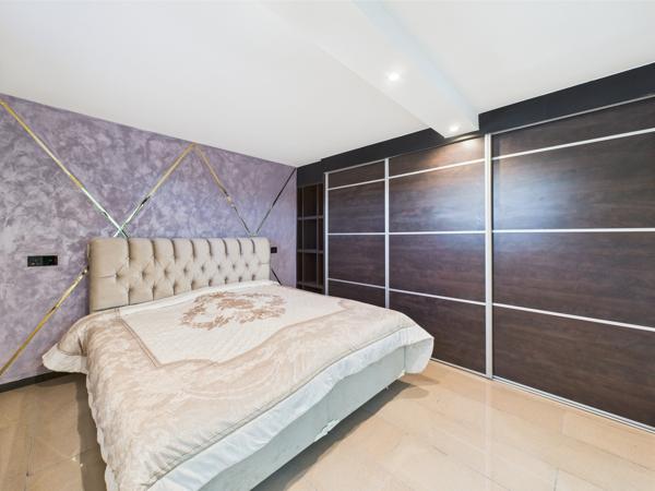 Maison 9 pièces - 255 m² Bien prestige