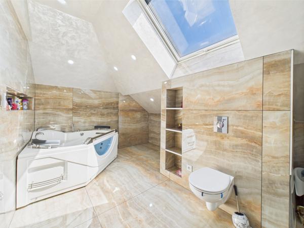 Maison 9 pièces - 255 m² Bien prestige