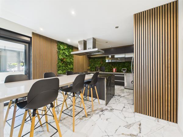 Maison 9 pièces - 255 m² Bien prestige