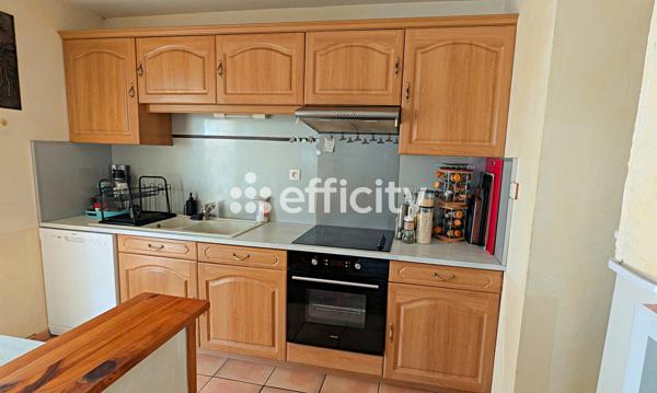 Maison
         5 pièces
        - 88 m² 181 000 € *