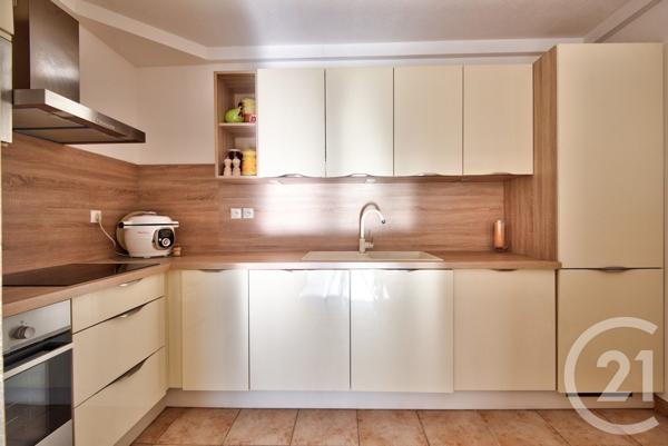 Appartement F3 à vendre  3 pièces - 75,33 m2 ST LAURENT DU VAR - 06