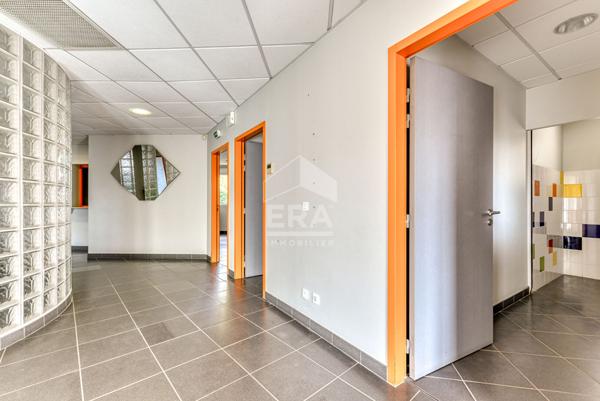 Local commercial Cuxac D Aude 5 pièce(s) 166.56 m2