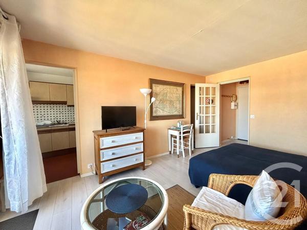 Appartement Studio à vendre  1 pièce - 29,57 m 2   DEAUVILLE  - 14