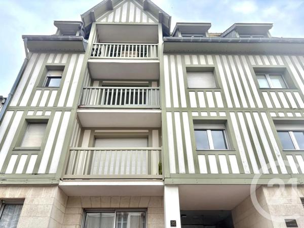 Appartement Studio à vendre  1 pièce - 29,57 m 2   DEAUVILLE  - 14