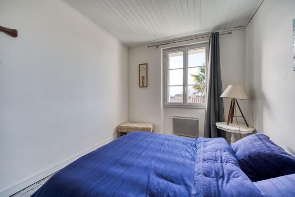 Charentaise rénovée dans un village de Dolus